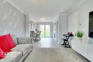 8 Blakeborough Drive, photo 2