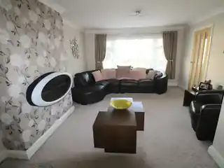 8 Blenheim Close, photo 4