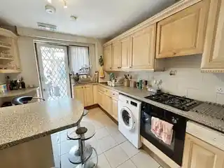 8 Borthwick Road, photo 3