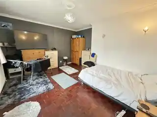 8 Borthwick Road, photo 2