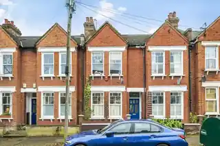 8 Brading Road, photo 4
