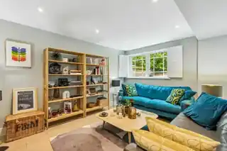 8 Brookfield Mews, photo 2