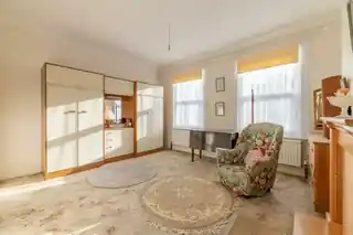 8 Brunel Road, photo 2