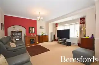 8 Chaplin Road, photo 2