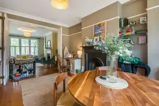8 Earlsthorpe Road, photo 3
