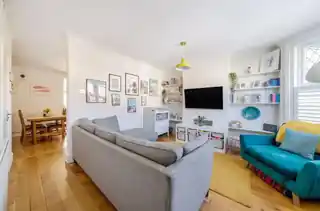 8 Gaitskell Road, photo 2