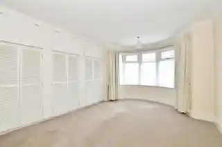 8 Goodmayes Lane, photo 4