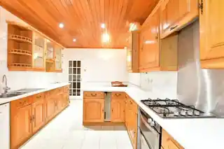 8 Goodmayes Lane, photo 2