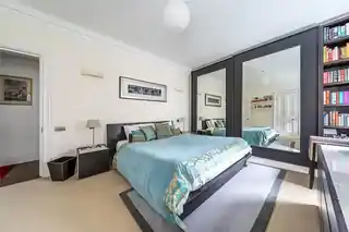 8 Greycoat Gardens, photo 4