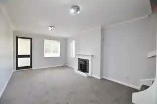 8 Higgins Walk, photo 2