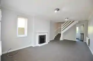 8 Higgins Walk, photo 3