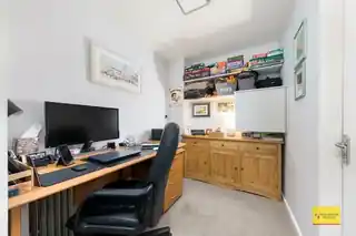 8 Highlands Avenue, photo 4