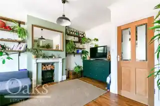 8 Ingatestone Road, photo 3