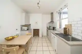 8 Johnston Terrace, photo 3