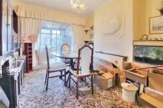 8 Lonsdale Avenue, photo 3