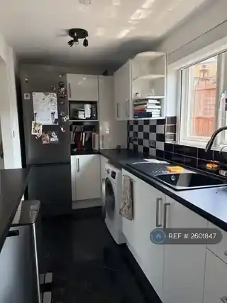8 Major Close, photo 4