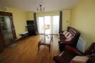 8 Manor Road, photo 4