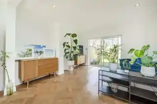 8 Meretone Close, photo 4