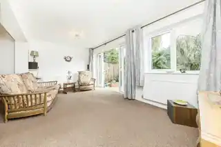 8 Morland Close, photo 3