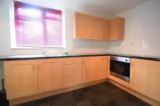 8 Raydons Gardens, photo 4