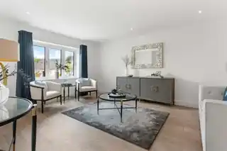 8 Ridgemount Gardens, photo 2