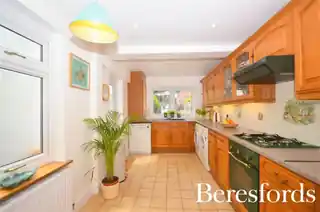 8 Salisbury Road, photo 4