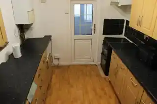 8 St Bartholomews Road, photo 4