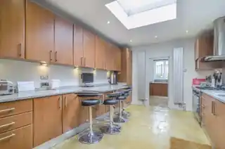 8 St Marys Crescent, photo 4