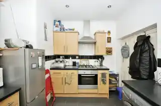 8 Sunnydene Street, photo 4