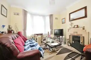8 Sunnydene Street, photo 2