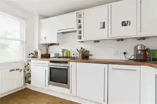 8 Victoria Park Road, photo 4