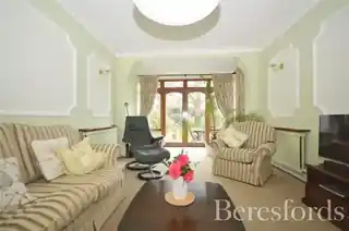 8 Wallenger Avenue, photo 4