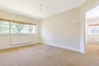 8, Wellesley Court, Popes Avenue, photo 4