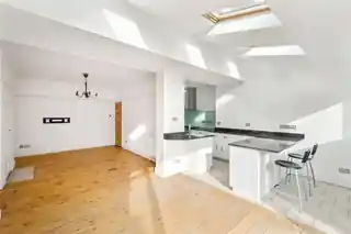 8 West Park Avenue, photo 4