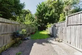 8, Willow Cottages, Watermead Lane, photo 4