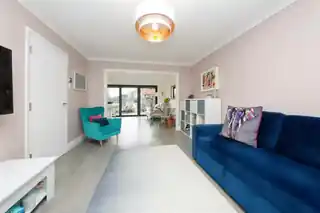 8 Wise Lane, photo 2