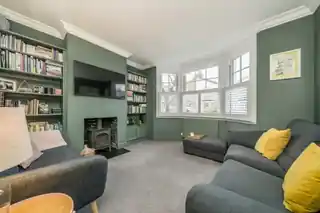 80 Beaconsfield Road, photo 2