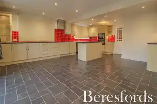 80 Cranham Gardens, photo 2