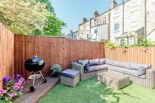 80 Dalyell Road, photo 3
