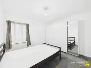 80 Dromey Gardens, photo 4