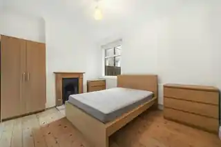 80 Dumbarton Road, photo 4