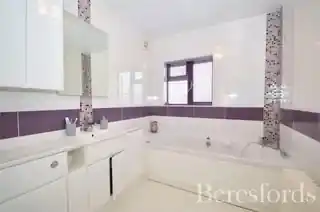 80 Forest Road, photo 4