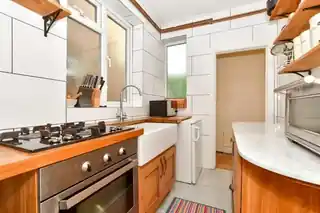 80 Green Wrythe Lane, photo 3