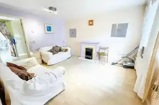80 Highfield Road, photo 4
