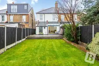 80 Mawney Road, photo 3