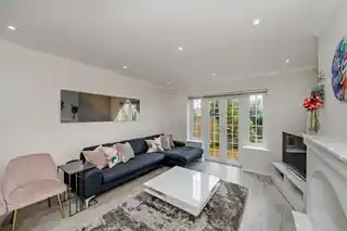 80 Northwood Way, photo 2