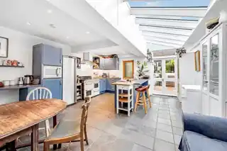 80 Shakespeare Road, photo 2