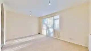 80 Woolacombe Way, photo 3