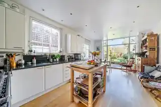 80 Wormholt Road, photo 4