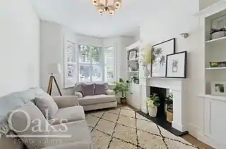 81 Ferndale Road, photo 2